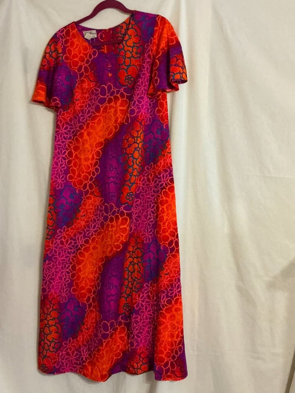 VTG 70's HUKILAU Hawaiian Women's Colorful Orange Purple Ankle Length Muumuu XS